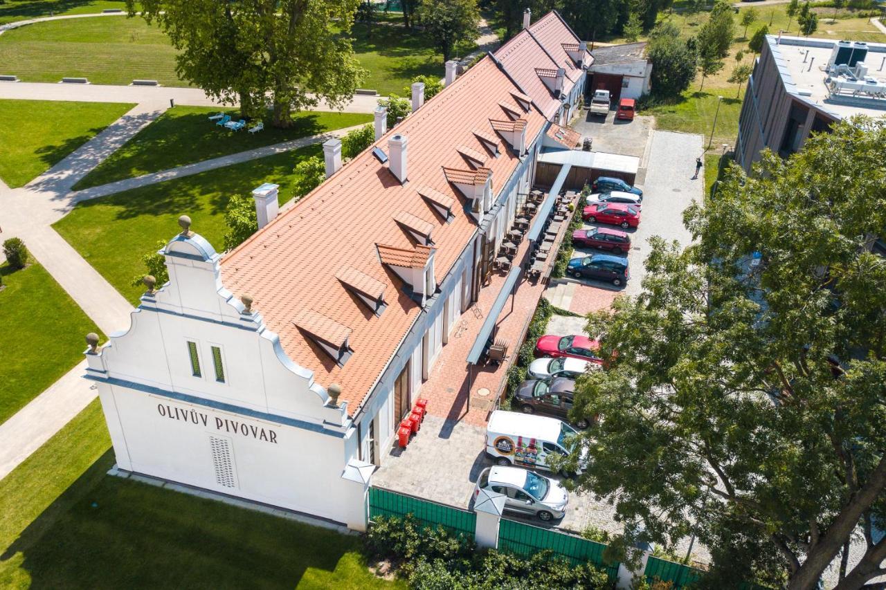 Olivuv Pivovar Dolni Brezany Экстерьер фото