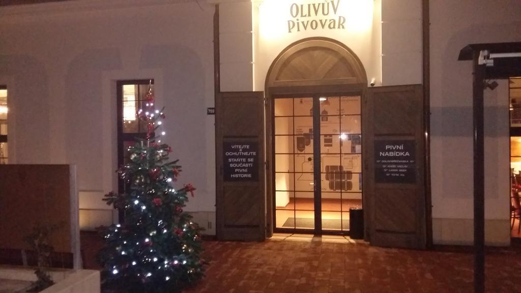 Olivuv Pivovar Dolni Brezany Экстерьер фото